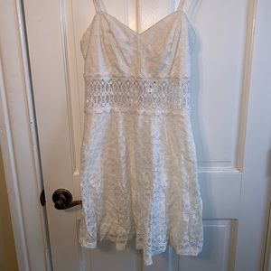Off white cut out dress size 9